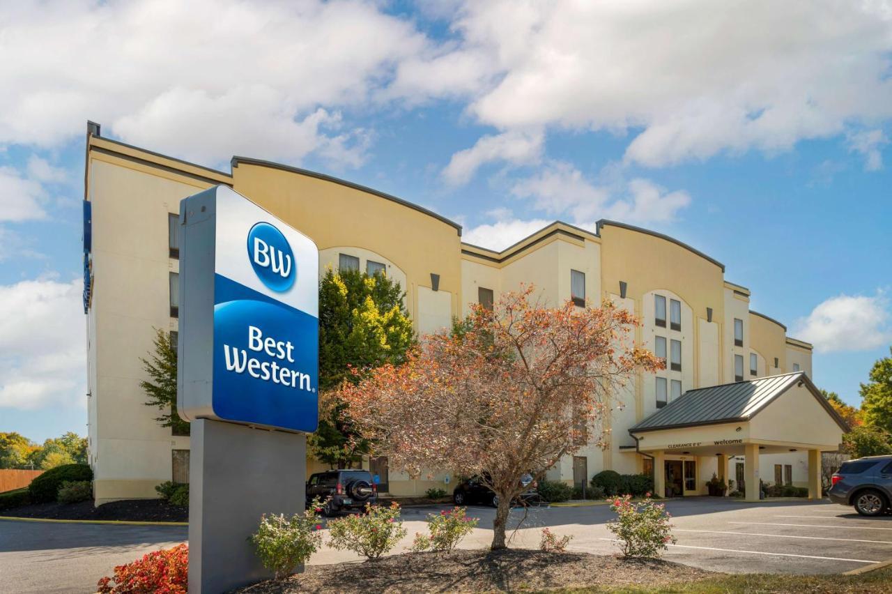 Best Western Louisville East Inn & Suites Ngoại thất bức ảnh