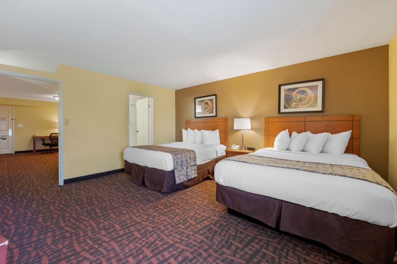 Best Western Louisville East Inn & Suites Ngoại thất bức ảnh