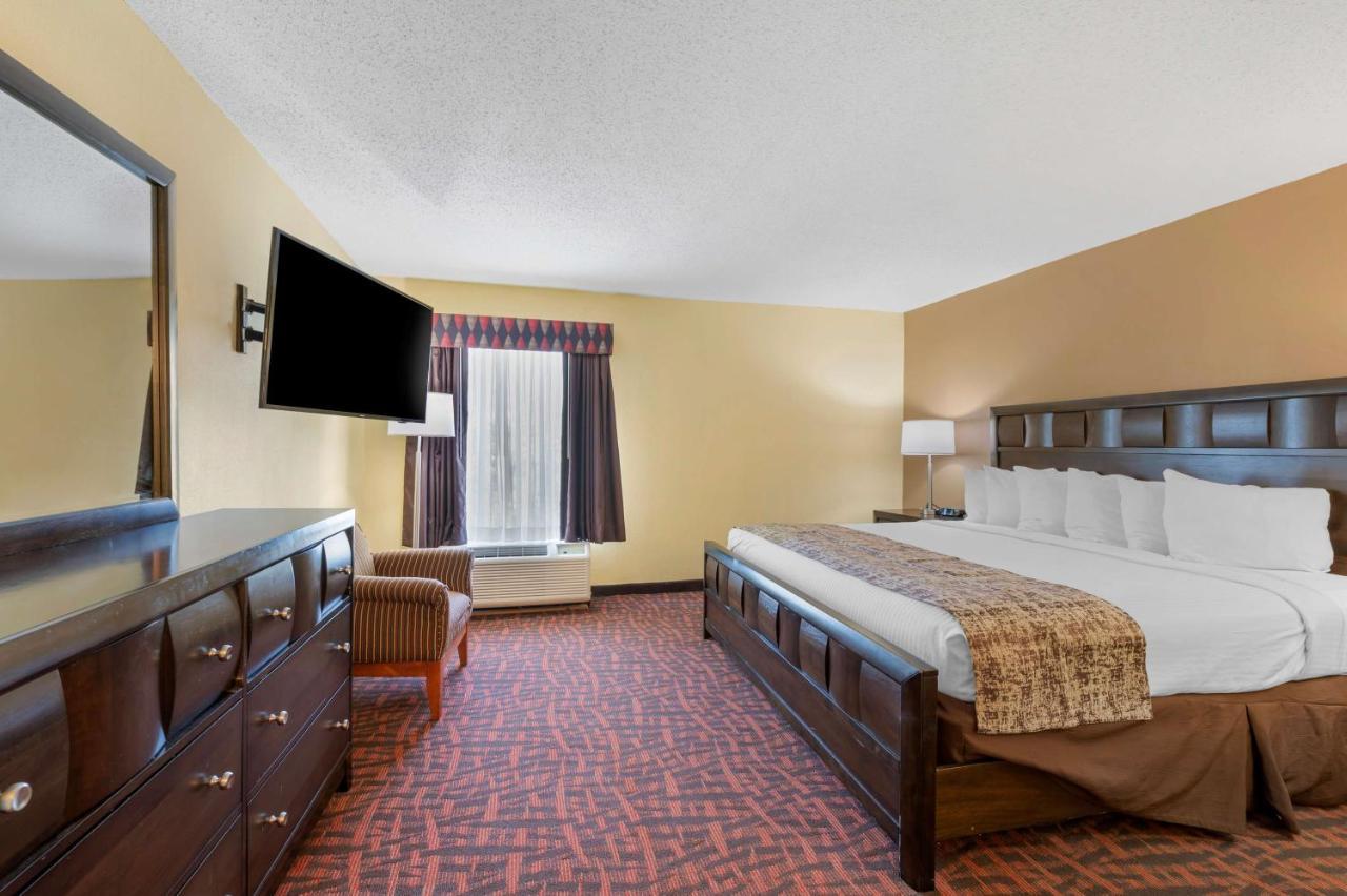 Best Western Louisville East Inn & Suites Ngoại thất bức ảnh