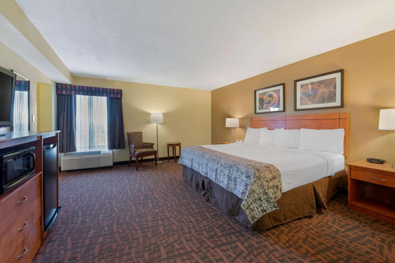 Best Western Louisville East Inn & Suites Ngoại thất bức ảnh