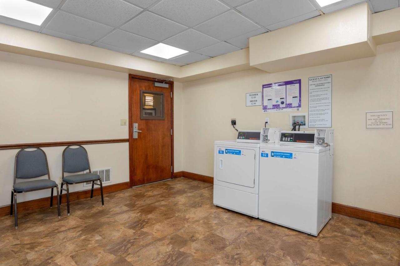 Best Western Louisville East Inn & Suites Ngoại thất bức ảnh