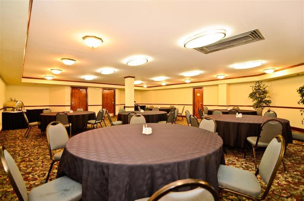 Best Western Louisville East Inn & Suites Kinh doanh bức ảnh