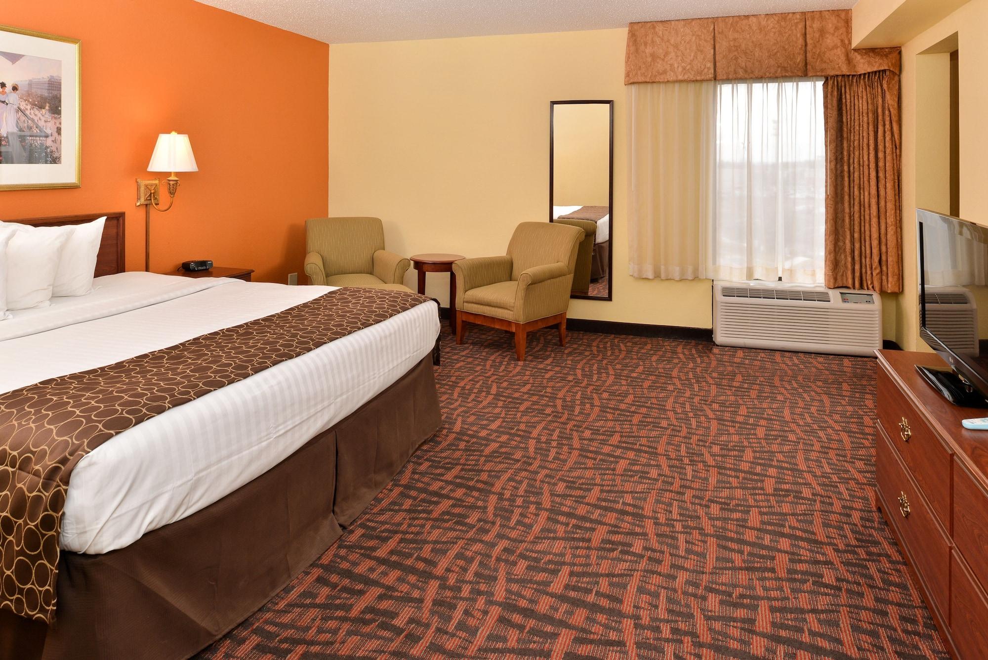 Best Western Louisville East Inn & Suites Ngoại thất bức ảnh